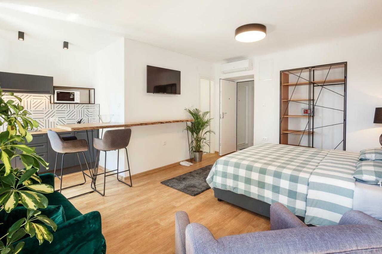 Central Rijeka Apartments Ciottina 24 מראה חיצוני תמונה